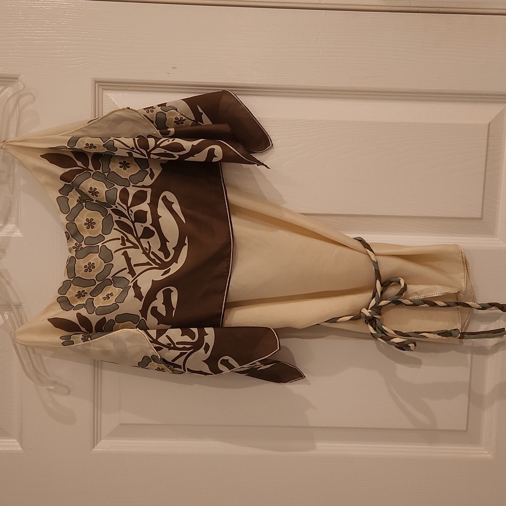 ANYTHING IN MY CLOSET $12 IF YOU BUY 2 ITEMS YOU GET THEM AT 2 FOR $20